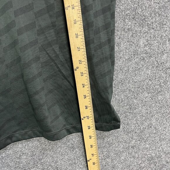 Nike Polo Shirt Men's Sz Medium Mesh Dri-Fit Standard‎ Fit - Picture 5 of 8